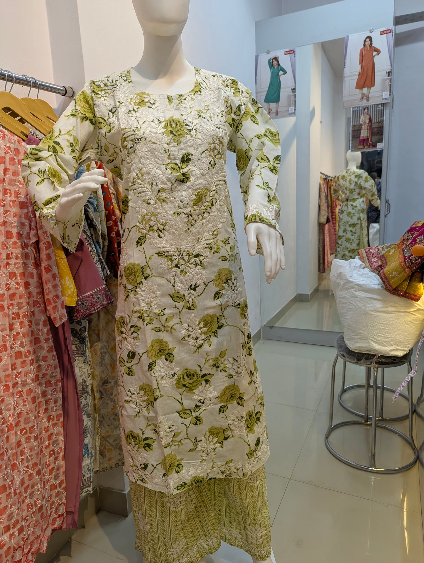 Elegant Green Floral Lakhnavi Kurti Set with embroidery for women