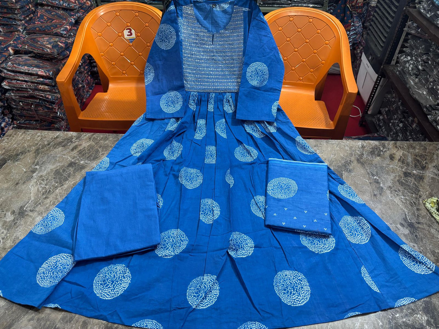 Anarkali kurta set
